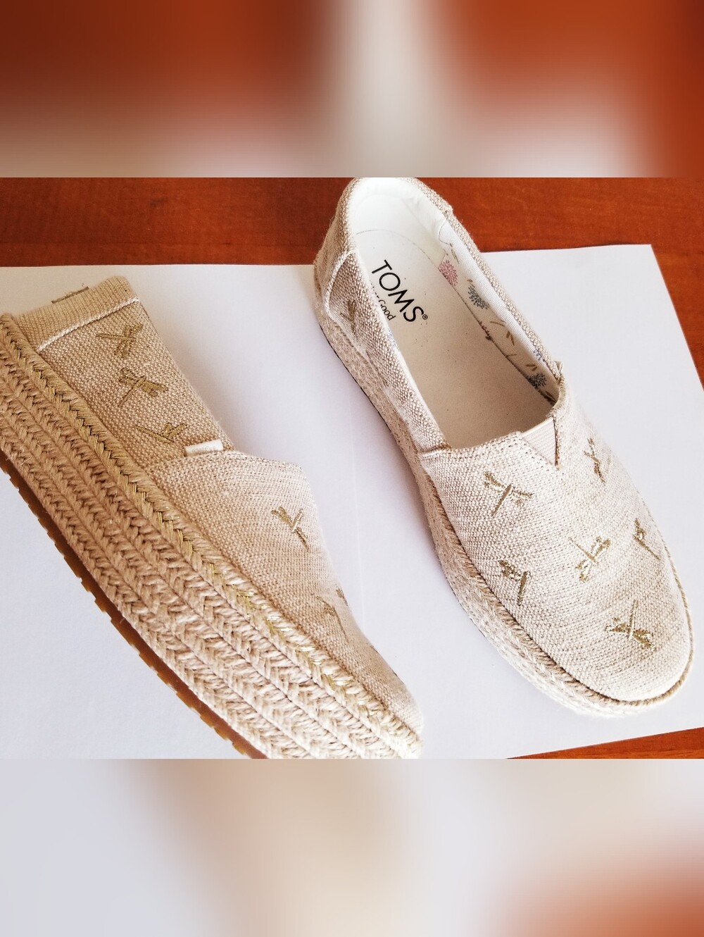 Toms Natural Canvas Slip-On Espadrilles with Subtle Dragonfly Embroidery - Picture 4 of 5